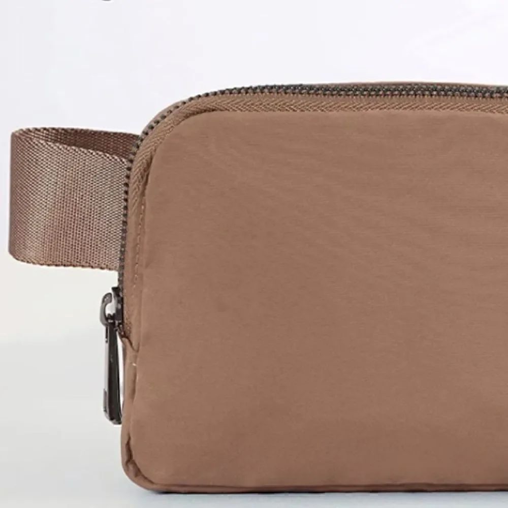 Brown Fanny Pack    - Picture 5 of 5
